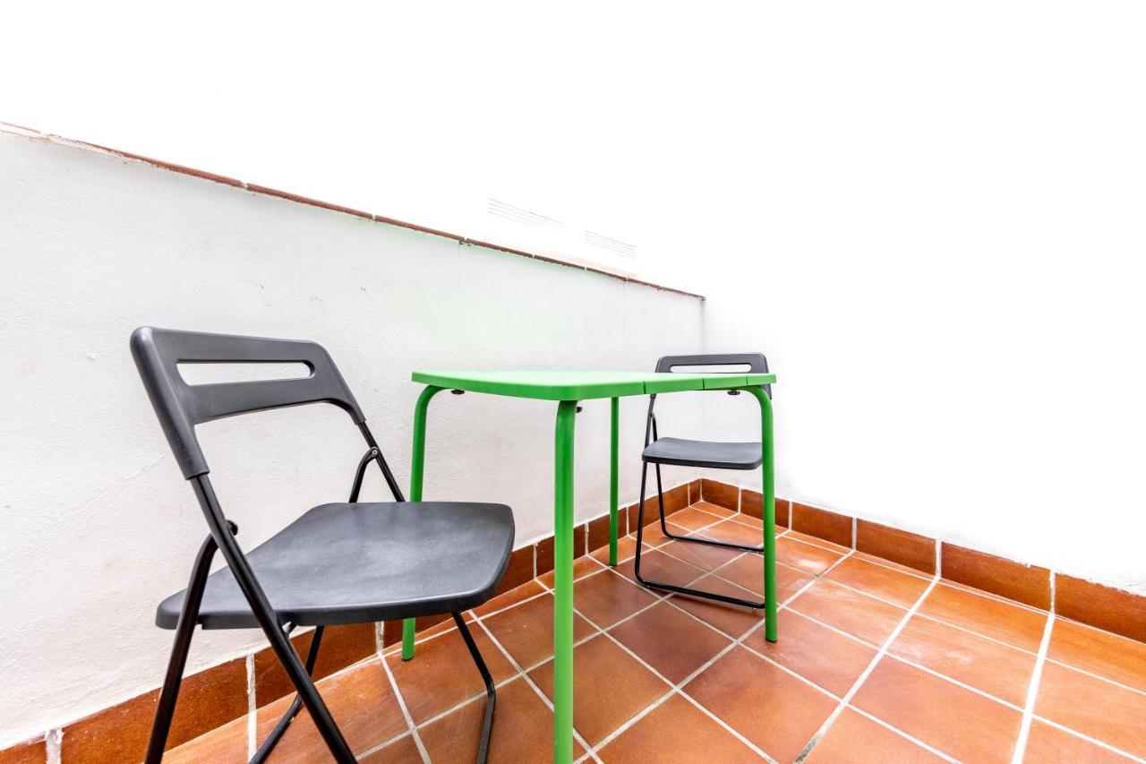Fun Building Flats By Homeabout Malaga Zewnętrze zdjęcie